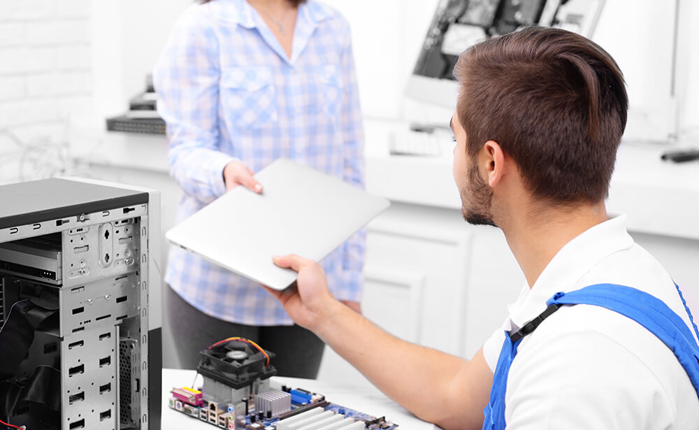 SpaceX’s Inspiration4 crew speaks from orbit, with return slated for Saturday